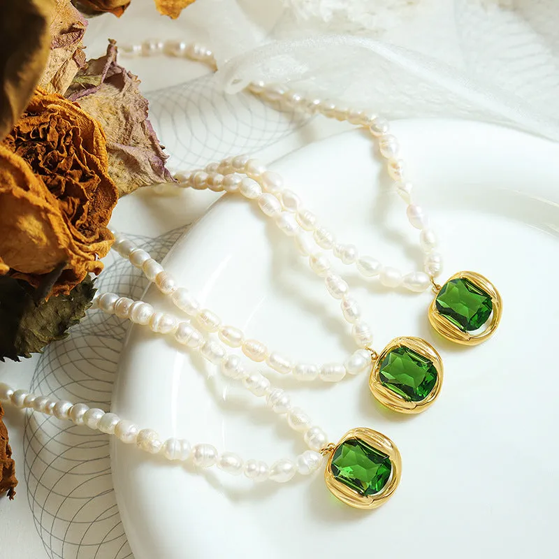 Luxurious French Court Emerald Pearl Necklace with Zircon Pendant